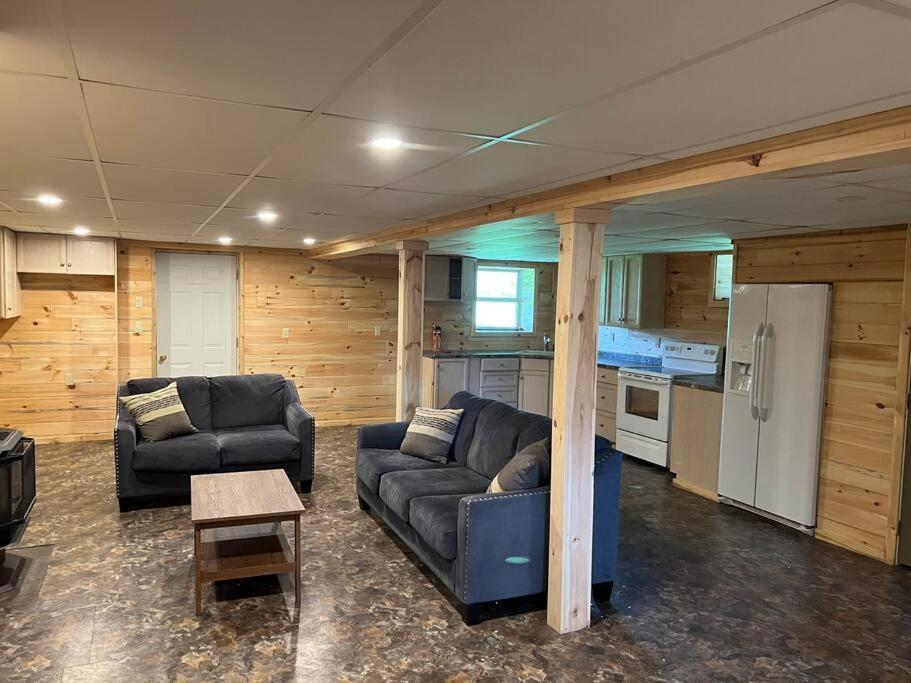 Family Friendly Cottage ☆Walking Distance To Beach Lions Head Eksteriør bilde