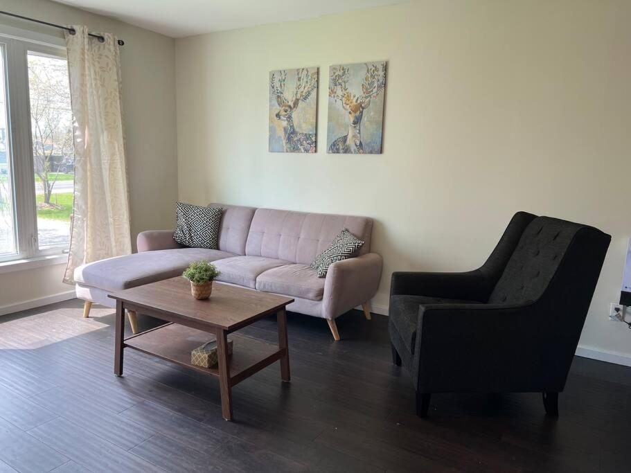 Family Friendly Cottage ☆Walking Distance To Beach Lions Head Eksteriør bilde
