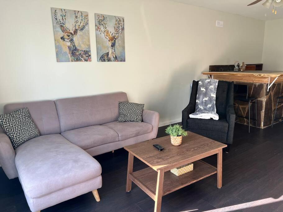 Family Friendly Cottage ☆Walking Distance To Beach Lions Head Eksteriør bilde