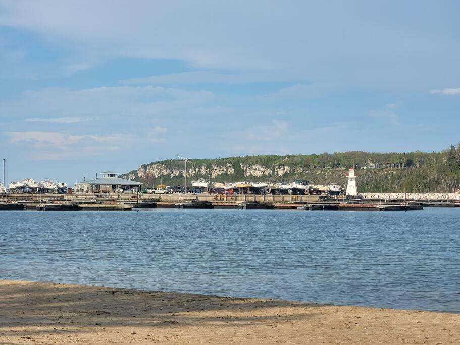 Family Friendly Cottage ☆Walking Distance To Beach Lions Head Eksteriør bilde